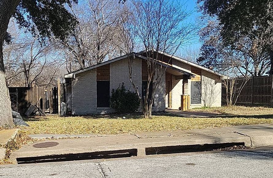 1st image of 1005 Cedar Ridge Dr