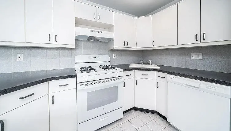 153 County Ave #1 — Photo 15