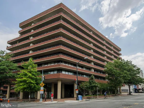 2555 Pennsylvania Ave NW APT 809, Washington, DC 20037