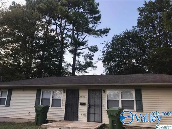 3902 Buttercup Dr SW, Huntsville, AL 35805