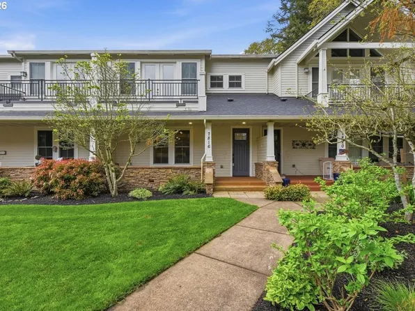 7816 NW Quinault St, Camas, WA 98607
