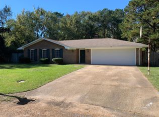 145 W Sedgwick Ct, Jackson, MS 39211