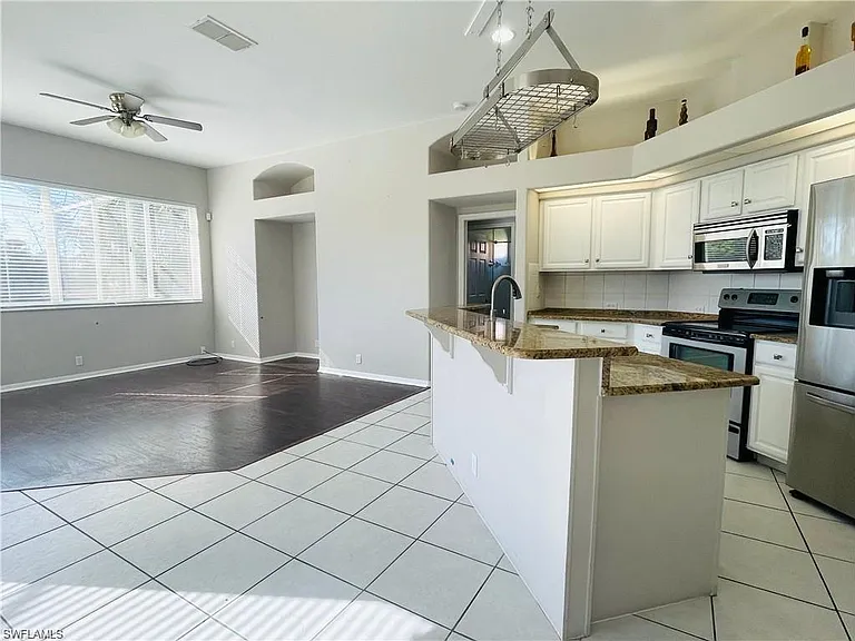2271 Eaton Lake Ct — Photo 8