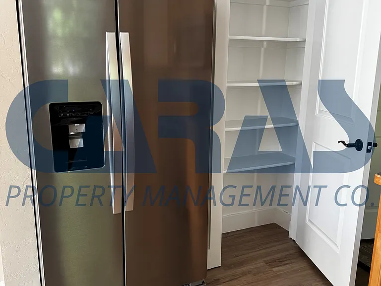 128 Snowberry St — Photo 9