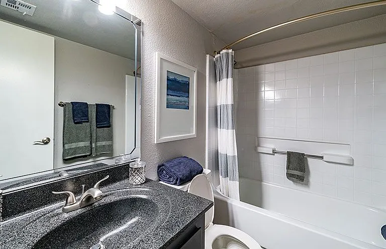 Westmount at the District Apartments — Photo 22