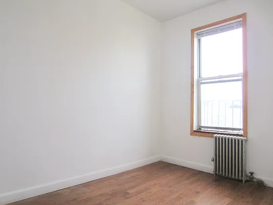 Rented by Bold New York | media 17
