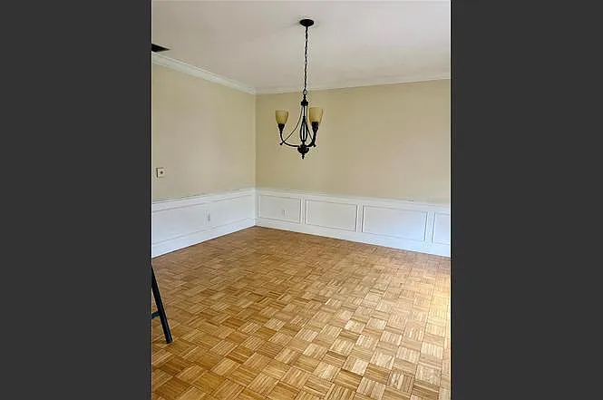 3913 Northampton Way — Photo 11