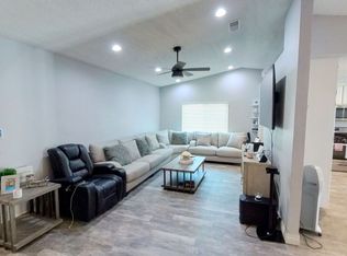 2320 Huff St, Colton, CA 92324