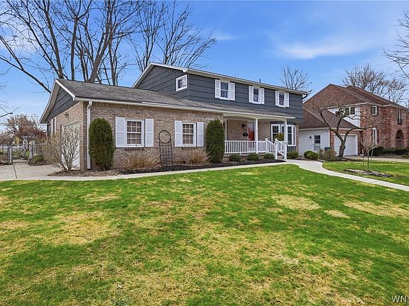 2nd image of 95 Autumnview Rd