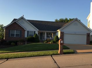 2151 Avalon Ridge Cir, Fenton, MO 63026