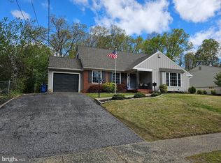 902 Whitman Dr, Turnersville, NJ 08012