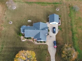 122 Dozier Rd, Moyock, NC 27958