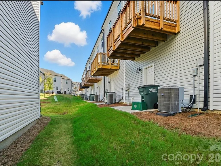 12009 Chesapeake Mallard Dr — Photo 21