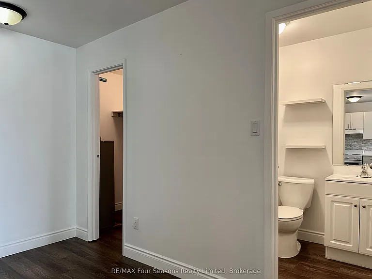 206 Perry St #A4 — Photo 6