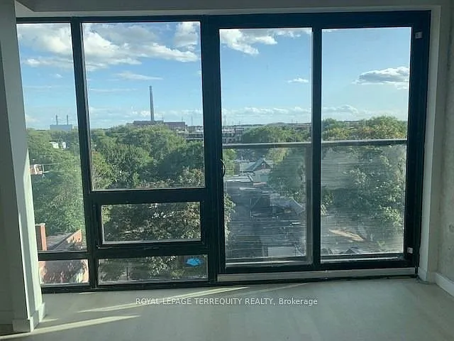 246 Logan Ave #713 — Photo 7