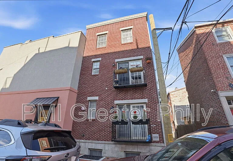 243 Montrose St #103 — Photo 27