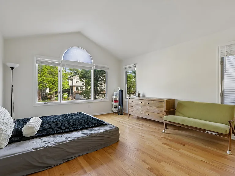 79 Lakeview Dr — Photo 30