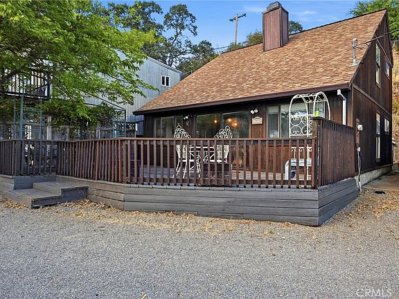 3rd image of 3985 Oakmont Dr