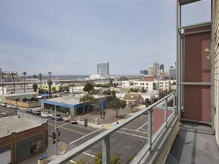 1708 National Ave — Photo 18