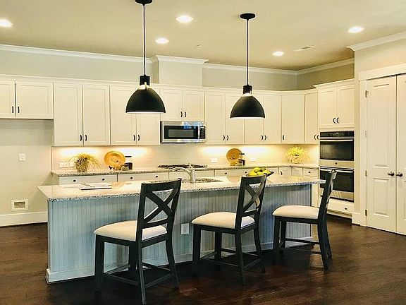 Move in ready single level patio home