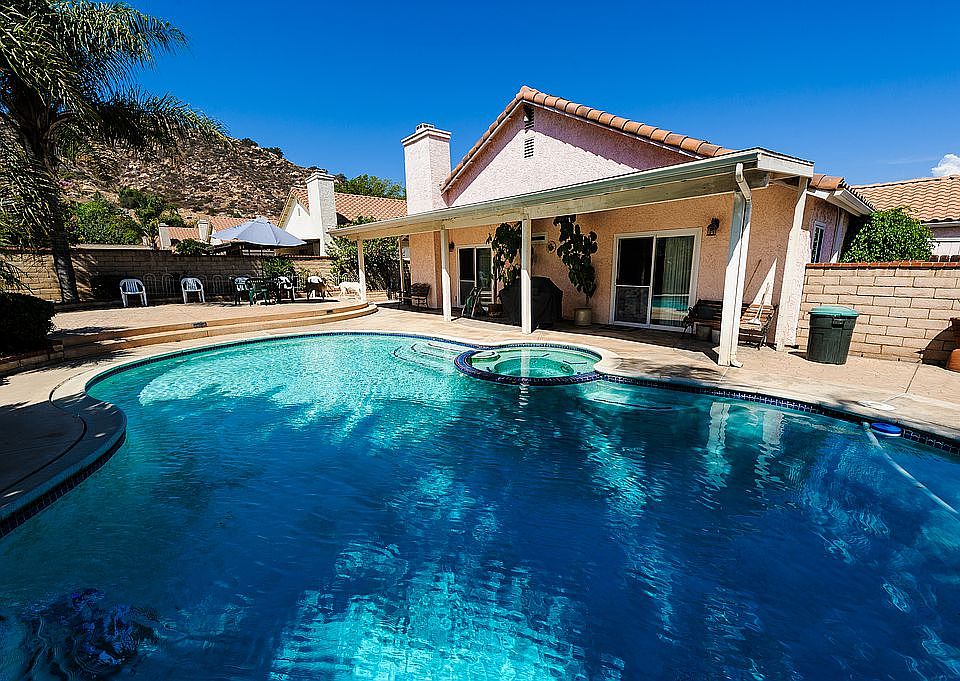 1st image of 587 El Norte Hills Pl