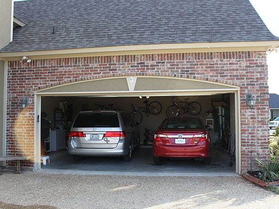 Over-sized garage
