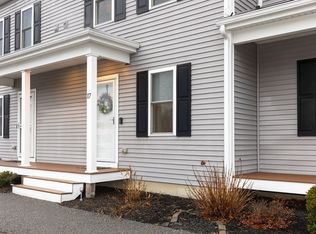 17 Landing Way UNIT 17, Lakeville, MA 02347