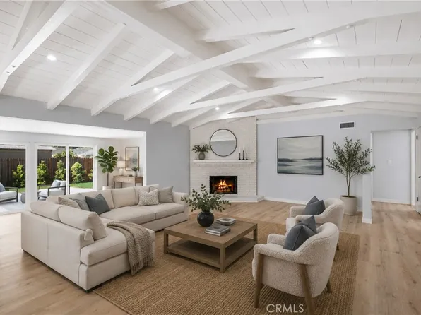 16824 Calahan St, North Hills, CA 91343