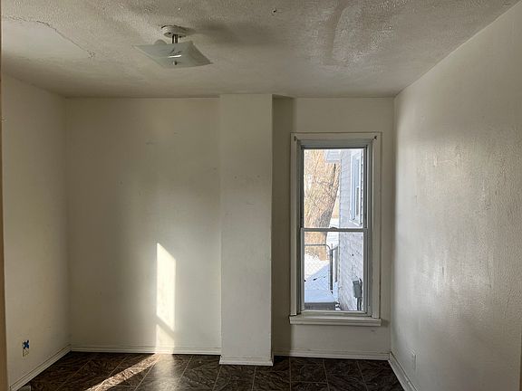 5th image of 1314 Laurel Ave