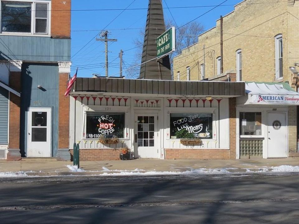 2nd image of 131 N Main St