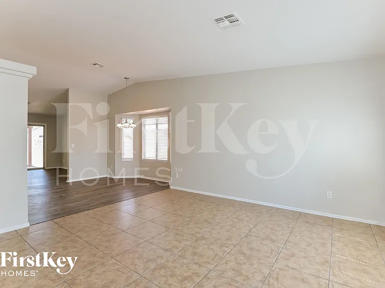 4099 S Apache Well Dr — Photo 3