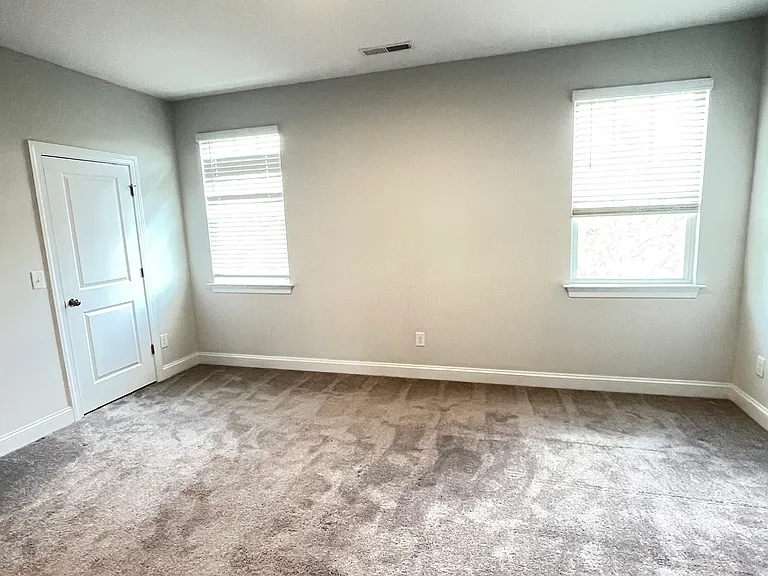 2829 Dallas Valley Ln — Photo 10