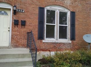 522 W Douglas St, Freeport, IL 61032
