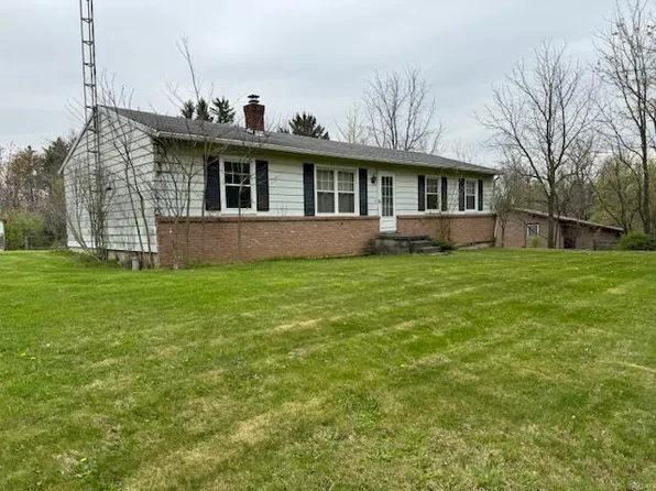 3852 Stetzer Rd, Bucyrus, OH 44820