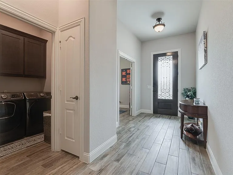 2210 Moon Dance Ln — Photo 39