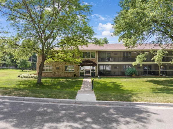 5725 Blake Rd S APT 106, Edina, MN 55436