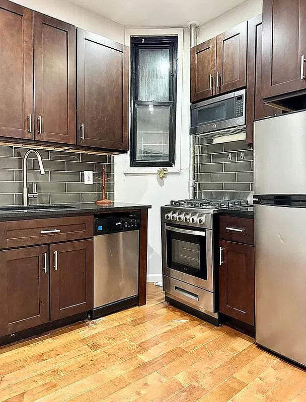 278 West 117th Street — Photo 2