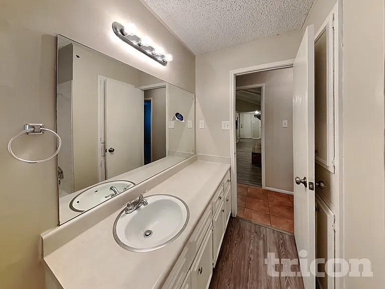 13622 Oak Breeze — Photo 15