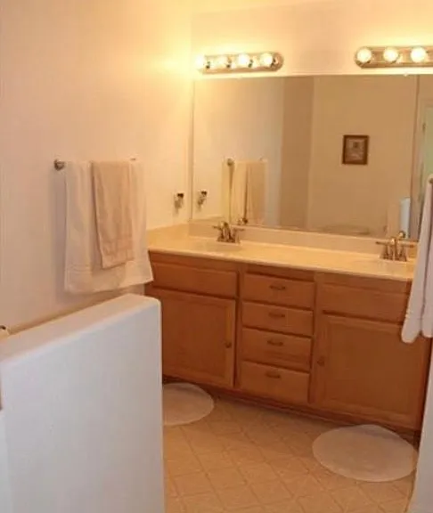 310 E McCoy Ln #5J — Photo 4