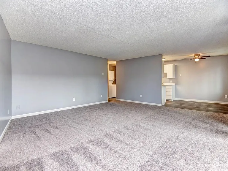 Asteria Place Apartments — Photo 14