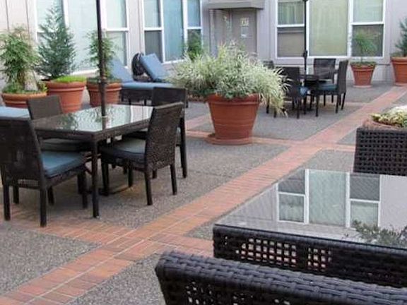 4th image of 314 NW 5th Ave APT 209