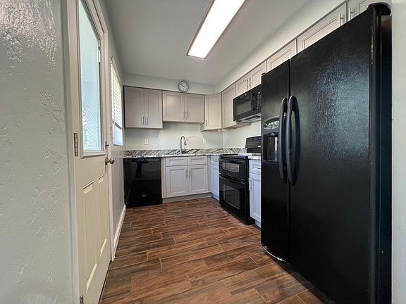 Kitchen and Door to Back Yard