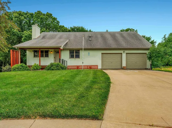 1725 NW 33rd Pl, Topeka, KS 66618