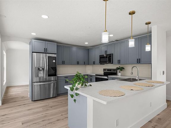 5th image of 10224 MERRIMAC MANOR DRIVE