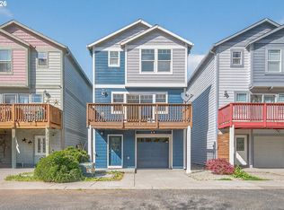 2743 SE 98th Ave APT 3, Portland, OR