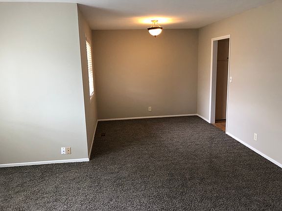 Formal living/dining