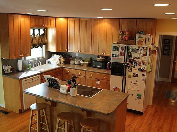 Kitchen 1