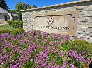 1753 Vista Dr UNIT 18, Oakland, MI