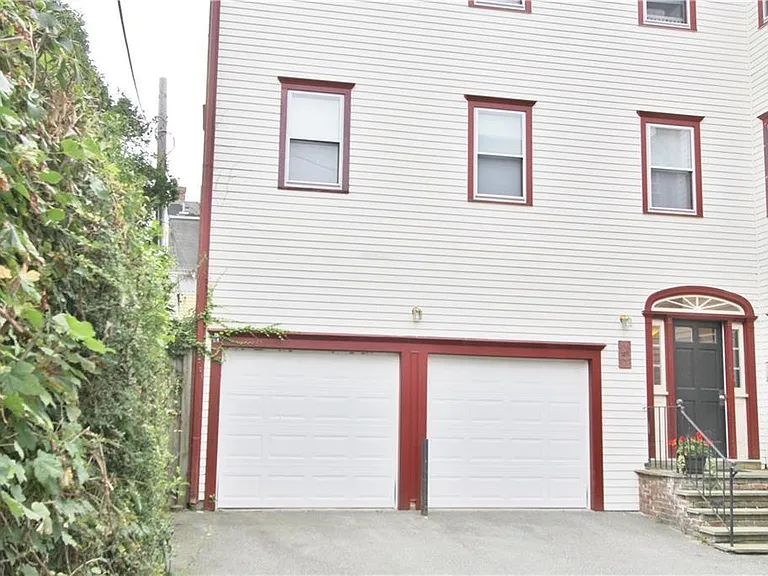 31 1/2 Franklin St #2 — Photo 24