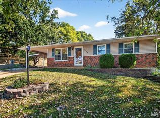 5004 Sandpiper Ct, Imperial, MO 63052